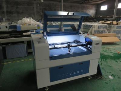 China Economic Mini CO2 Laser Cutter Machine / Laser Cutter And Engraver Machine for sale