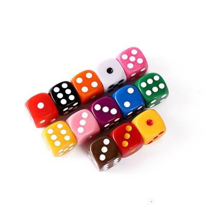 China Fashionable RM Board Game 16MM Dice Acrylic Color Rounded Point Number Sifter Chess Piece Chip Set for sale