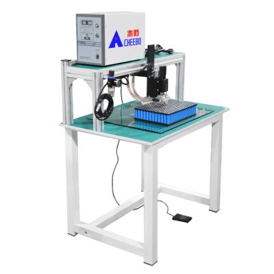 Cina Lithium Ion Battery Pack Welding Machine 18650 21700 26650 32700 Gantry Manual Spot Welding Machine per batterie agli ioni di litio in vendita