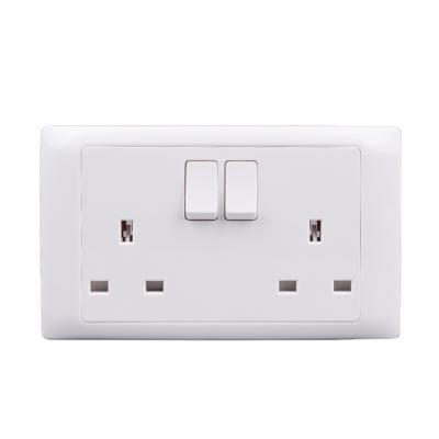 China 250V input computer socket with grounding Y-L2K12SF13 for sale