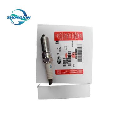 China LR123892 Original Engine Ignition Spark Plug in Original Packaging for Land Rover for sale