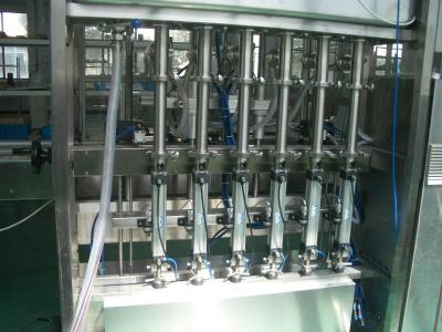 China 25 ~ 30 Bpm Kolben Filling Machine mit 6 bis 12 Füllung Düsen für Öl, Sirup & Reinigungsmittel zu verkaufen