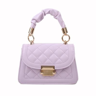 China 2023 Popular Fashion Soft Women's Bag Korean Version Fashion Chain Cross - Body Square Small Handheld Bag for sale