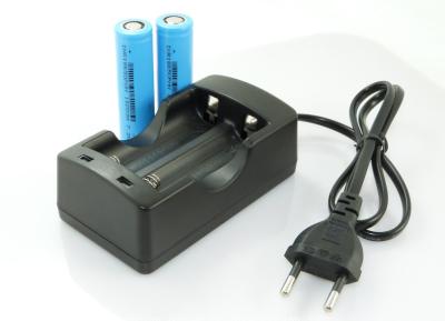 China 2 baai 18650 Batterijlader, Al de Inputvoltage van de Batterijlader AC100-240V Te koop