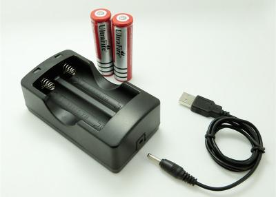 China Input 5 V-Output 4,2 V-Batterijlader voor de Ionenbatterij van Li 2 X 18650 met USB-Kabel Te koop