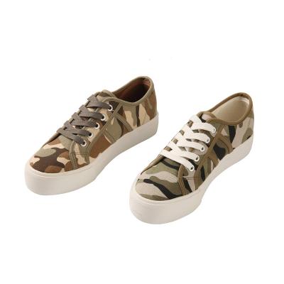 China Comfortable Round Toe Lace Up Casual Girls Canvas Shoes Camouflage Printed Low Top Canvas Shoes Men for sale