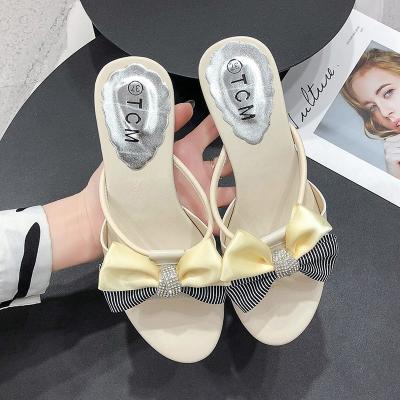 China 2021 fashion trend new women's female slippers low heel female slippers fashion bow girl best-selling ladies slippers for sale