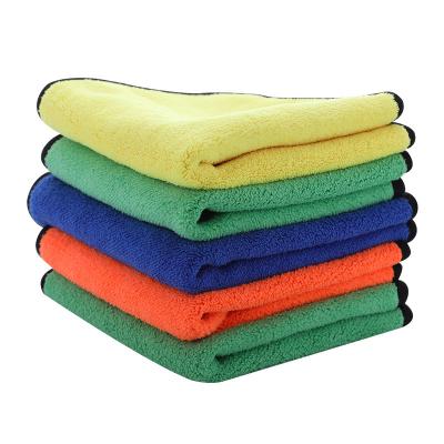 China Professional Wholesale Child Safe Thicken Kitchen Microfiber Towels Car Cleaning Towel Green 30cm*30cm 300gsm for sale