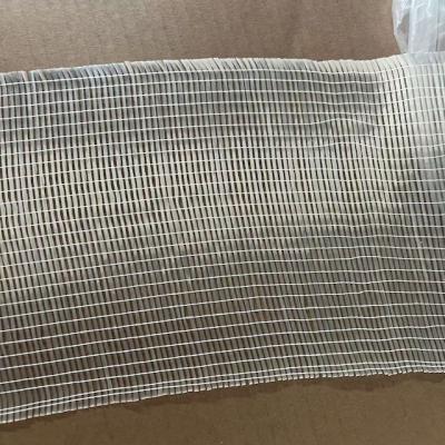 Chine Tissu unidirectionnel en fibre de verre 227 g/m2 de largeur 200 mm à coupe lisse pour un énorme réservoir de stockage à vendre