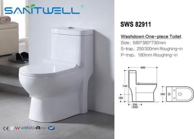 Cina Toilette di un pezzo variopinta di Washdown, dimensione della toilette 680*380*730mm del pezzo singolo in vendita