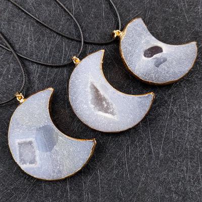 China BOHEMIA Druzy Crystal Moon Pendant Necklace for Men Women Natural Drusilla Agate Quartz Stone Sun Chakra Healing Jewelry for sale