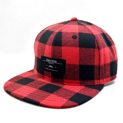 China New Adjustable Strap 6 COMMON Panel Structured Baseball Two Color Grid Plaid Fashion Snapback Hats Red Hats for sale