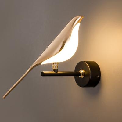 China Adjustable Rotatable LED Wall Light Modern Art Deco Bird Lamp for Bedroom Hotel for sale