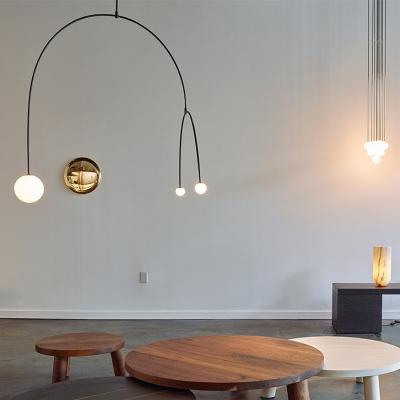 中国 Nordic Pendant Lights for Dining and Living Room Metal Designer Chandelier Lighting 販売のため