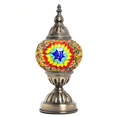 中国 Handmade Turkish Glass Art LED Table Lamp Retro Moroccan lamp Romantic Swan Design for Home Decor 販売のため