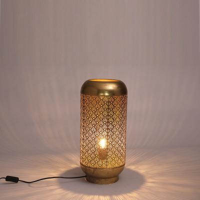 中国 Moroccan Etched Iron LED Lamp for Home and Hotel Lighting Bohemian light fixtures 販売のため