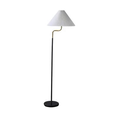 China Drop Shipping Modern Simple 360 Degree Head Adjustable Pleated Lampshade Brass Floor Lamp for sale