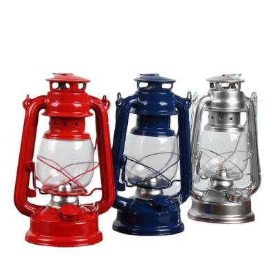 Chine MWLS20200806-44 Iron Hanging Outdoor Retro Kerosene Lamp for Home Lighting Decoration à vendre