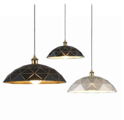 Chine 6kg Product Weight Vintage Style Nordic Restaurant Black Loft Industrial Metal Lamp E27 Kitchen Vintage Pendant Light Nodic à vendre