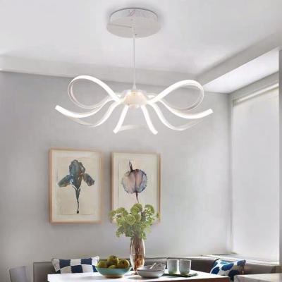 China Modern Minimalist Flower Aluminum Pendant Chandelier 10-15 Sqm Kitchen Bedroom Living Room Ceiling Luxury Lights Lamps for sale