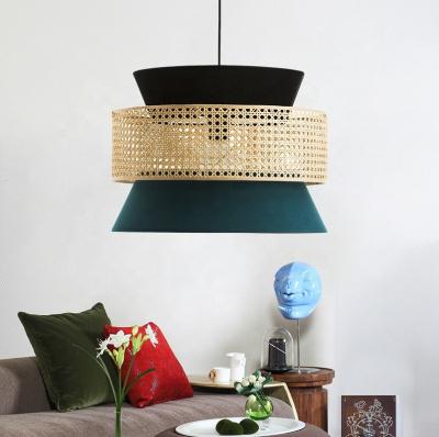 中国 Hotel Restaurant Home Ceiling Chandelier Nordic Lighting with Fabric Rattan Lamp Shade 販売のため