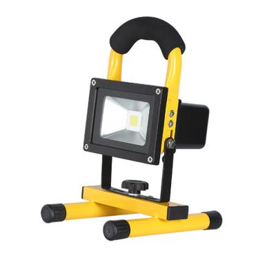 Китай 10W 20W LED Flood Light Outdoor Spotlight Searchlight Battery Rechargeable Floodlight Lamp Luminous Efficiency lm/w 15 продается