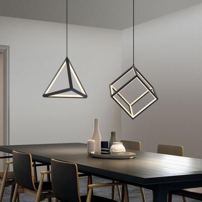 Chine Indoor Living Room Decoration Led Pendant Lamp Geometric Design Linear Fancy Chandelier Color Rendering Index Ra 90 à vendre