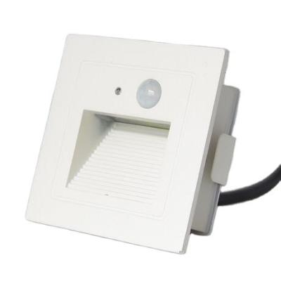 China IP20 Outdoor Warm White Motion Sensor Recessed Stair Light Staircase Step Wall Lights 0.36kg Product Weighted for Market à venda