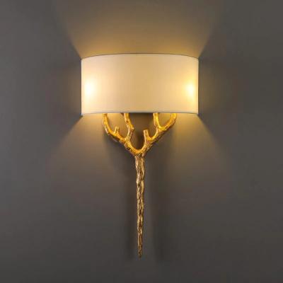 China Luxury Copper Wall Sconce with Bronze Branch Design Bedroom and Living Room Decoration à venda