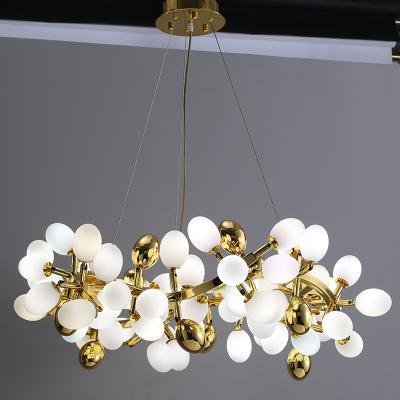 China High Color Rendering Index Ra 80 Modern Glass Shade Pendant Lighting for Luxury Living Room and Bedroom Chandelier zu verkaufen