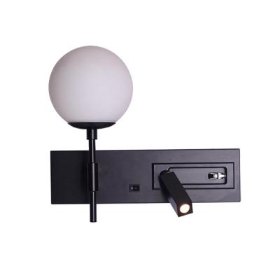 中国 Bronze Mounted Modern Glass Globe LED Wall Lamp for Hotel Reading 330 Degree Rotation and On/Off Rocker Switch at Base 販売のため