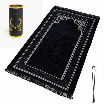 China Haji gift prayer rug cover man and women washable precent ramandan muslim prayer rug with muslim beads for sale