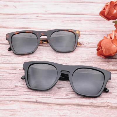 China Hot Selling Fashionable Luxury Custom Print Acetate Sunglasses Unisex River Clearly Polarized Black Thick Acetate Sunglasses for sale