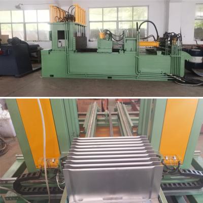 China Corrugated Fin Forming Machine Transformer Oil Tank Making Equipment en venta