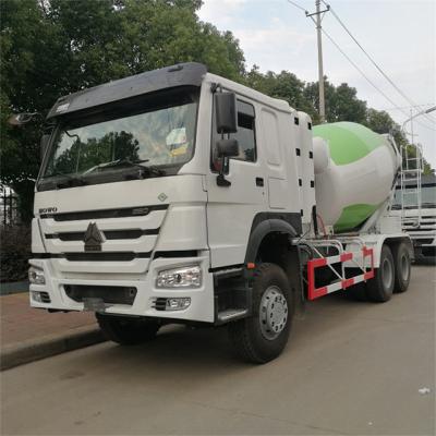 China Hotels Sinotruk howo 12cbm 6*4 mixer truck cng for sale