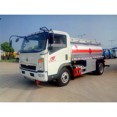 China Howo 3.5tons carbon steel mini small oil tanker truck capacity 5 CBM with good price for sale for sale