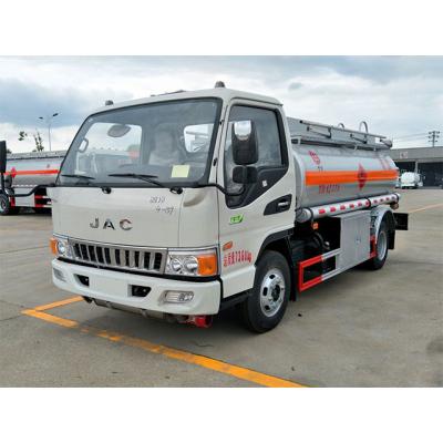 China 4300 liters aluminum alloy JAC fuel tanker transport truck for sale 2900 for sale