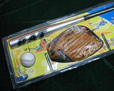 China baseball + baseball bat + baseball glove = baseball set for sale