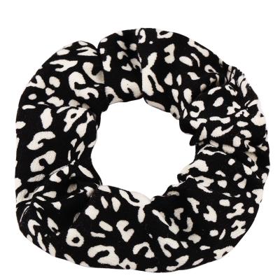 China Velvet Vintage Leopard Print Scrunchies Hair Rope Women Elastic Hair Bands Shape Accessories For Girls Tie Hair Headdress for sale