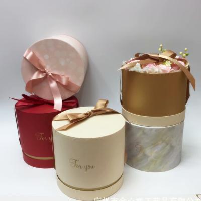 China 2019 Round Hat Rose Flower Gift Hat Boxes Cardboard Box Wholesale Mix Recyclable for sale