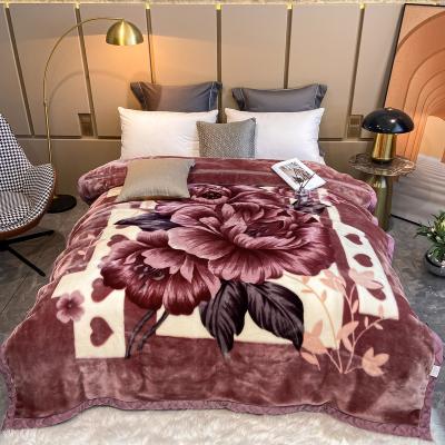 China Anti-Static Shenzhen factory sells well the industry low price raschel blanket 200x240 for sale