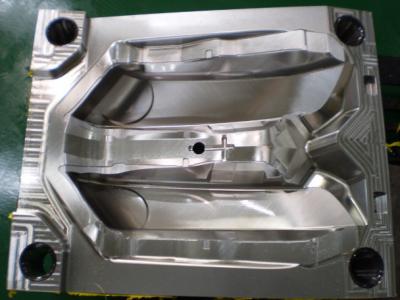 China High Precision Automotive Injection Molding For Mold Threading , Undercutting , Holes Drilling for sale