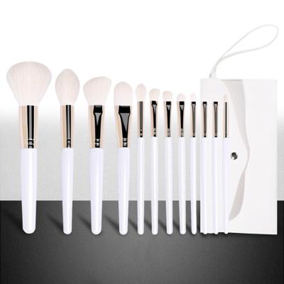 China 12Pcs High Quality Silky Soft Makeup Brushes Private Label Synthetic Hair Cosmetic Makeup Brush Set for sale