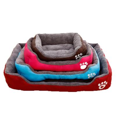 China New Design Sustainable Warm Comfortable Dog Bed Soothing Kennel Cats Bed For Winter for sale