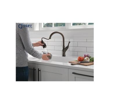 China Sense Faucets New Product Kitchen Faucets With Pull Down Sprayer, Kitchen Sink Faucet, Faucet For Kitchen Sink With Magnetic Docking for sale