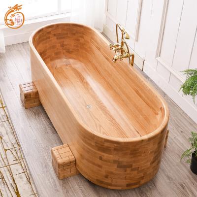 China 2020 Hot Selling Best European Design Wooden Bathtubs Eco-Friendly Freestanding Hot Tub for sale