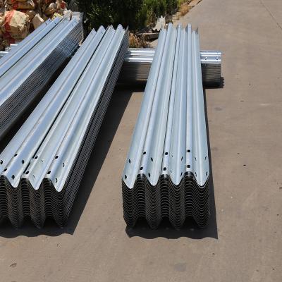 China Q235 Highway Guardrail Manufacturer W-Beam Guardrail Deflection for sale