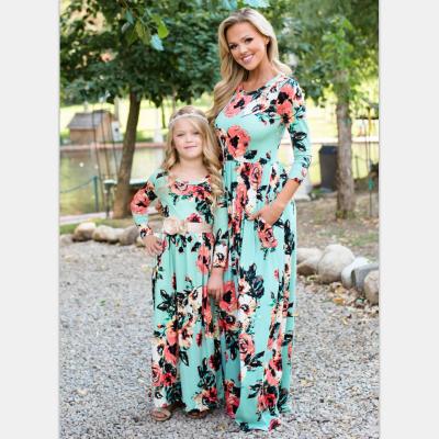 China Mother and Daughter Dress Anti-Static Flora Printed Long Dress for sale