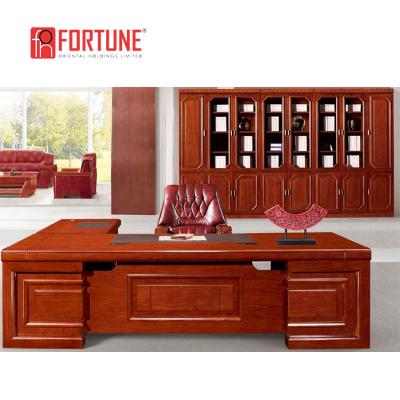 China Scratch Resistant Luxury Executive Chair Desk Office Desk Executive Wood Veneer Desk for sale