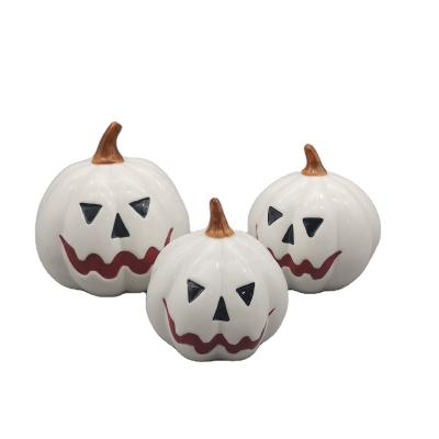 China Hot Selling Halloween Pumpkin Hand Painted LED Halloween Decoration Lighted Ceramic Halloween Decor For Halloween Party for sale